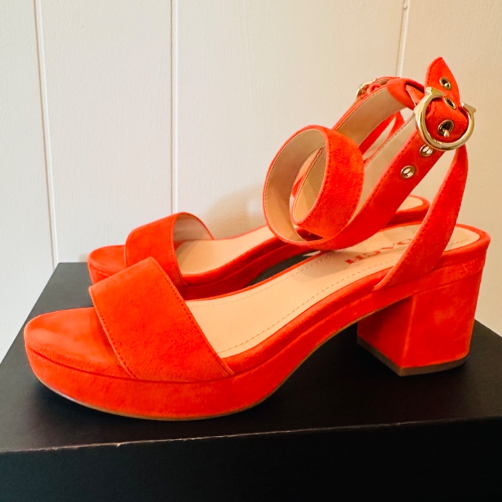 Coach Serena Suede Sandal Size 9